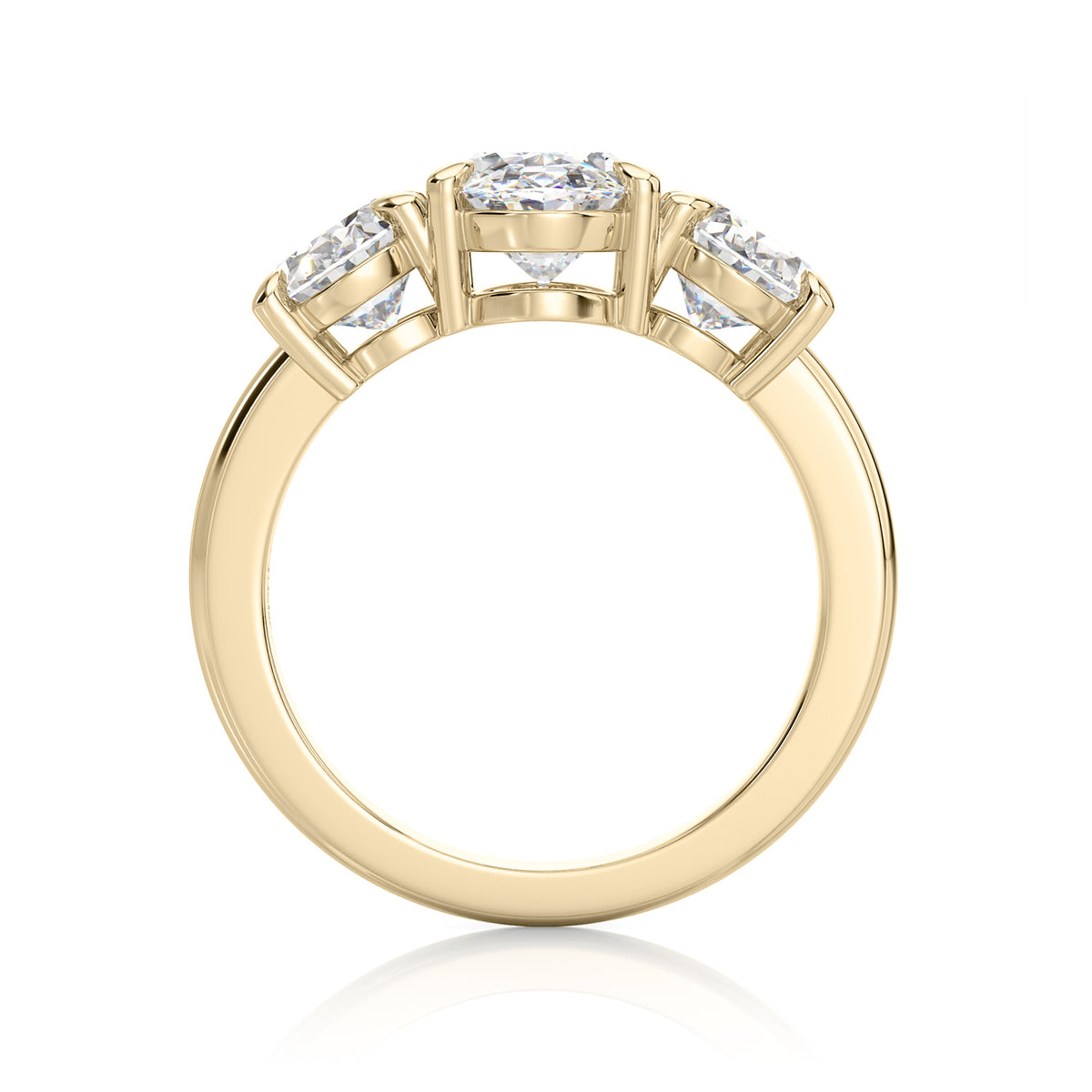 Inel de Logodnă – Moissanite Oval Trilogy