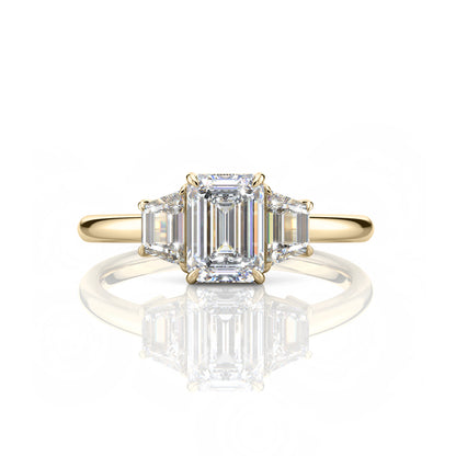 Inel de Logodnă – Moissanite Emerald Trilogy