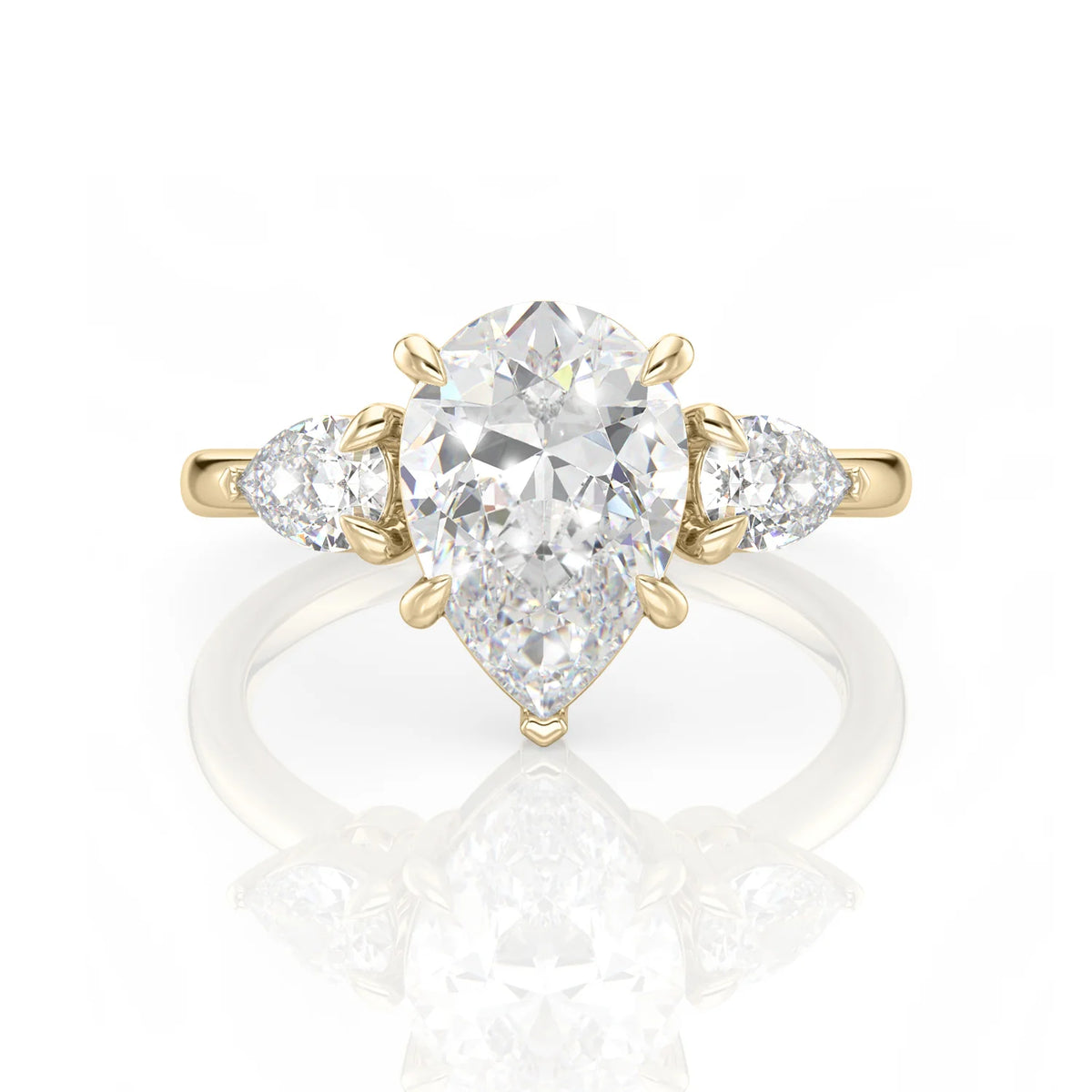 Inel de Logodnă – Moissanite Pear Trilogy, aur galben