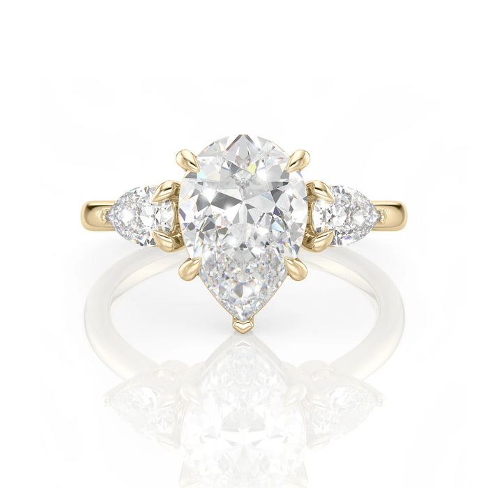 Inel de Logodnă – Moissanite Pear Trilogy, aur galben