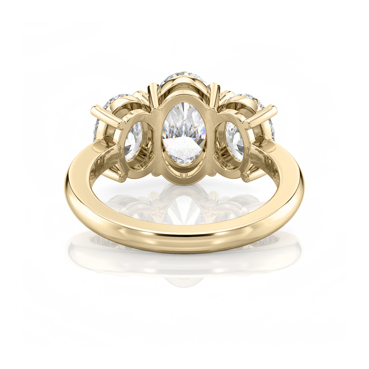 Inel de Logodnă – Moissanite Oval Trilogy