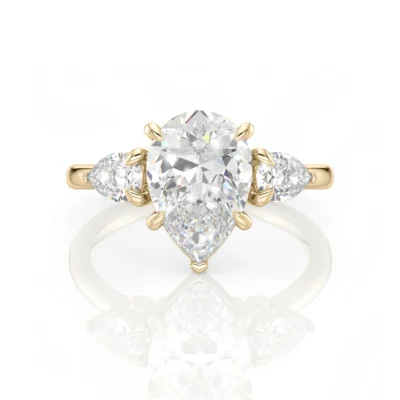 Inel de Logodnǎ – Moissanite Pear Trilogy