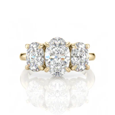 Inel de Logodnǎ – Moissanite Oval Trilogy